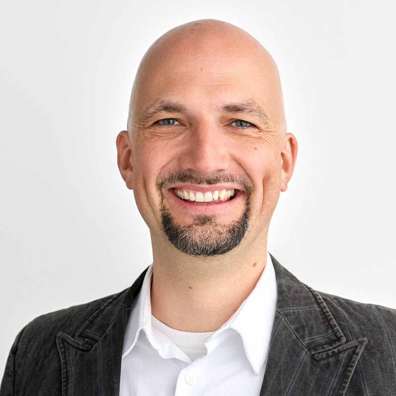 Henrik1765240146477-1